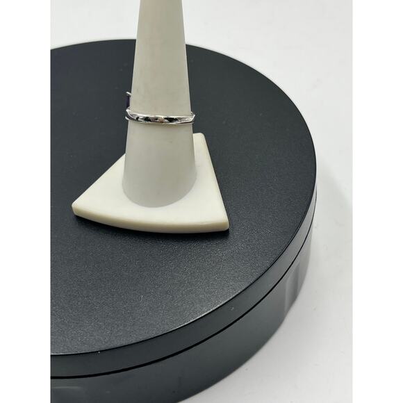 Sterling Silver Natural Emerald Cut Purple Amethyst Solitaire Ring Size 8.25 - Picture 9 of 12